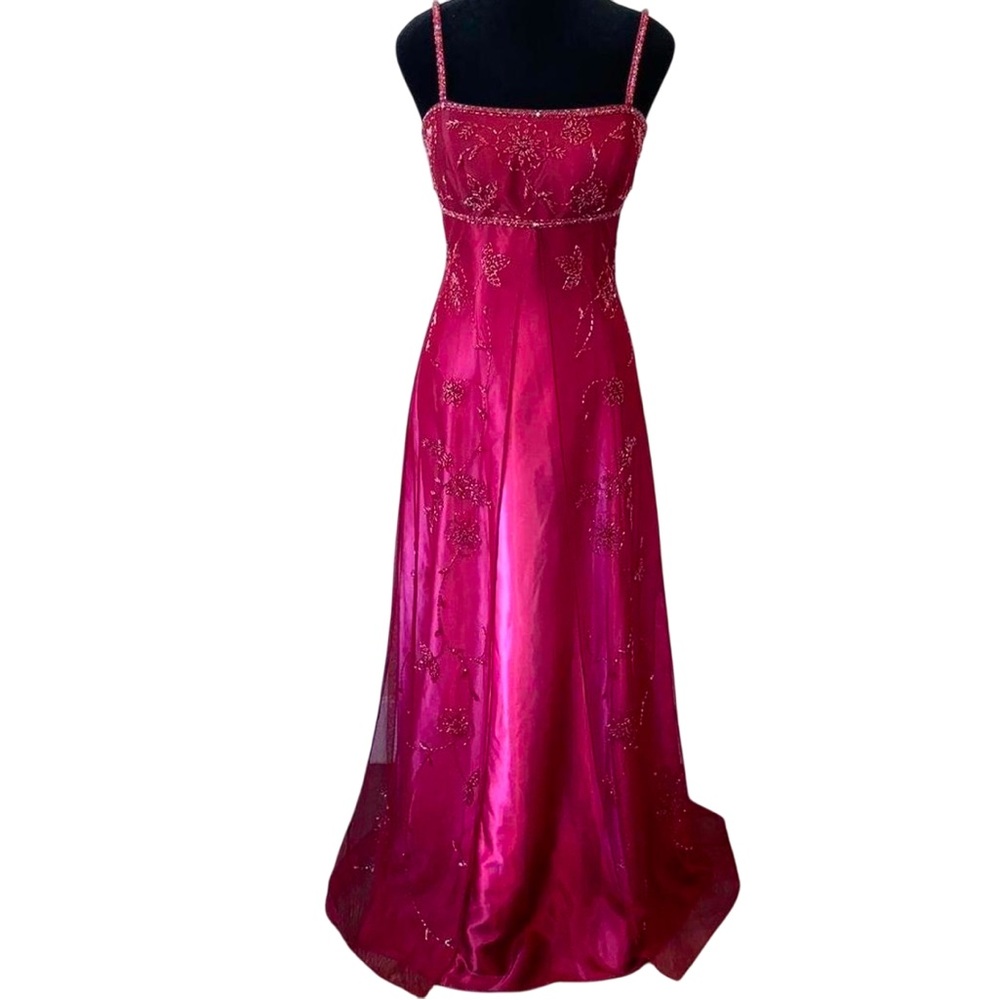 Elegant Red Evening Gown, Ombre 90s Prom Dress